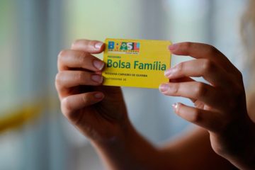 Temer corta Bolsa Família de desempregados e moradores de ocupações