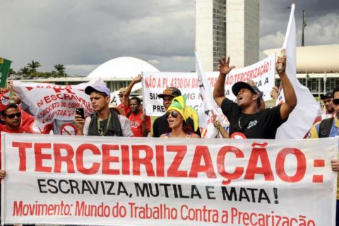 LBJR Manifestacao CUT em Brasilia0107042015 850x565