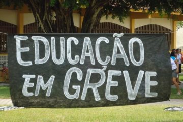 Educação em greve