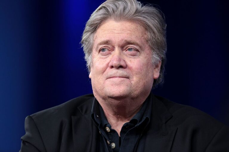 Wikimedia Commons Skidmore Steve Bannon e1616423004163