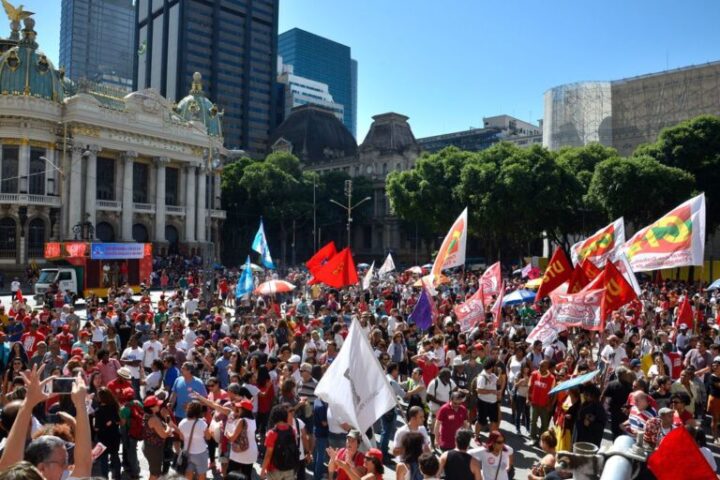 Abr Rego primeiro de maio sindicatos