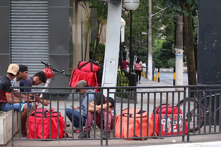 fotos publicas parizzoti entegador aplicativo ifood