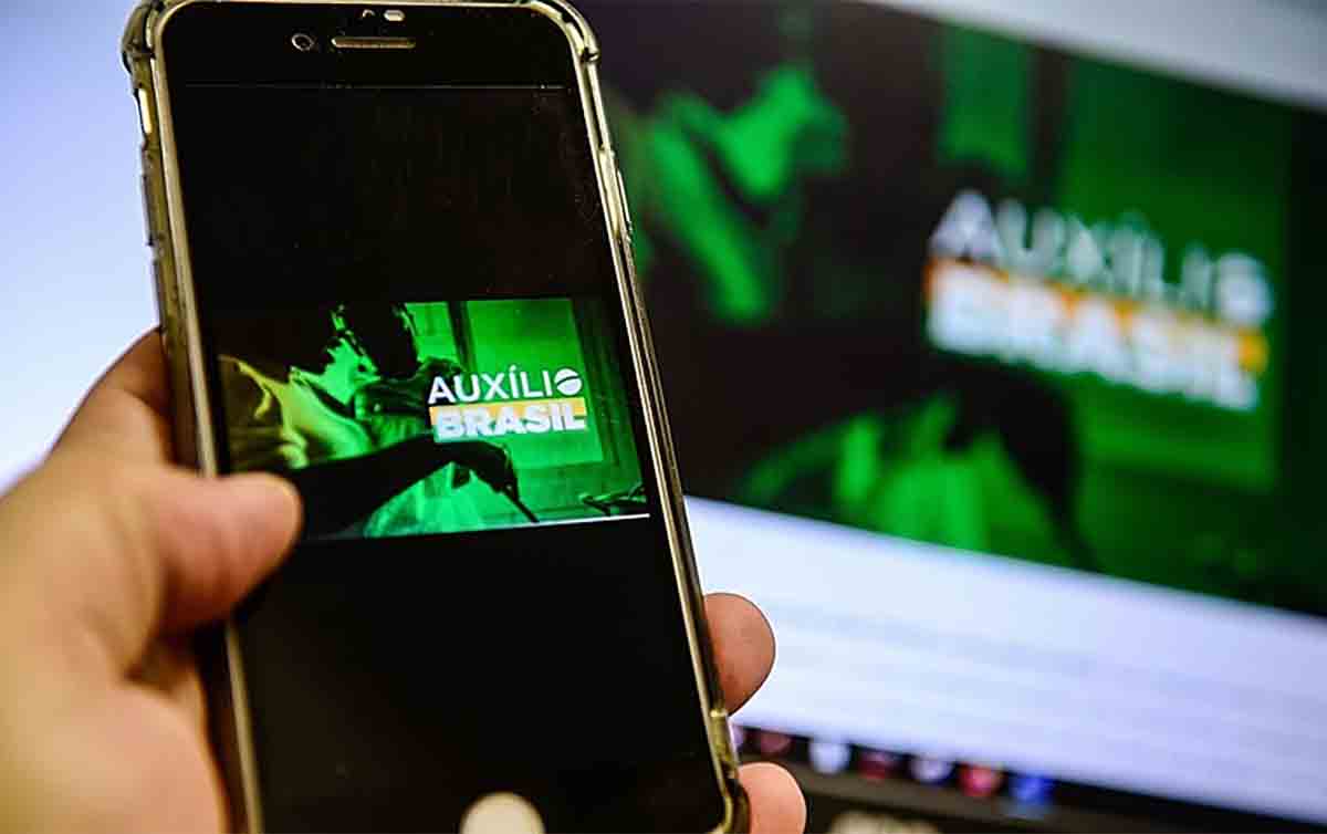 ag brasil casal auxilio brasil