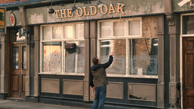 880920 the old oak de ken loach en competition au festival de cannes 2023 e1716481709525