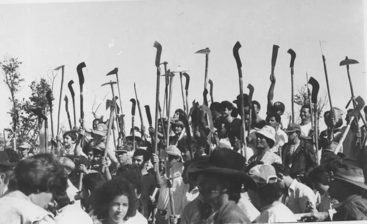 Agricultores participantes de Liga Camponesa Wikimedia Commons