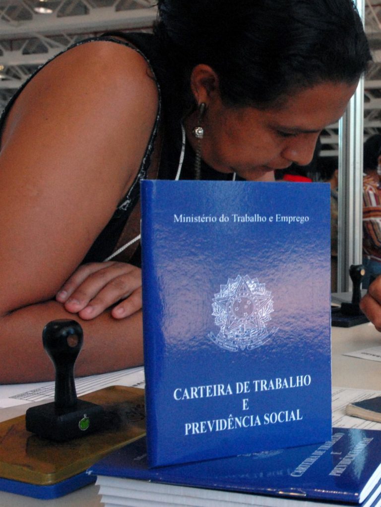Pejotização avança e gera perda de R$ 105 bilhõe