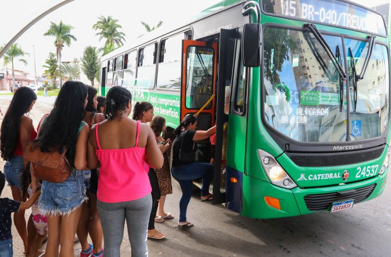 Estudo defende substituir vale-transporte por tarifa zero universal